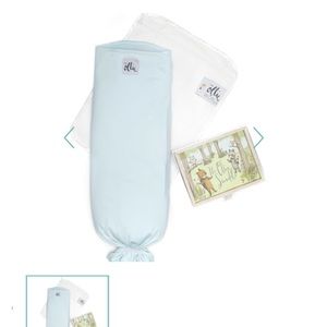 The Ollie swaddle in sky. Great condition, slightly used. No marks or tears.